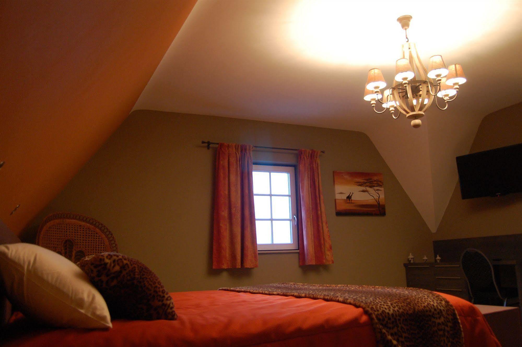 Ferme Delgueule Hotel Tournai Ngoại thất bức ảnh